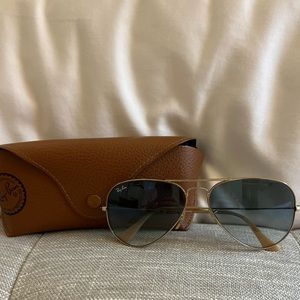 Ray-Ban Original Aviator Gradient Light Blue Lenses with Polished Gold Frame